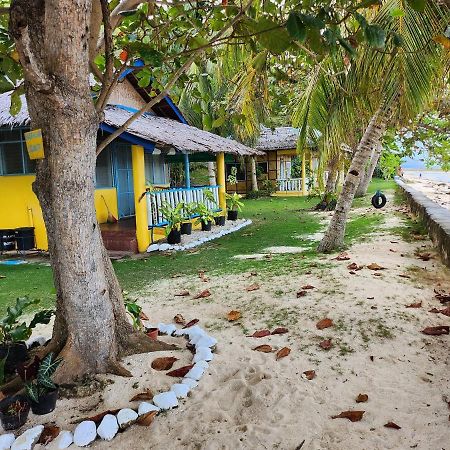 Islanders Paradise Beach Larena Екстериор снимка